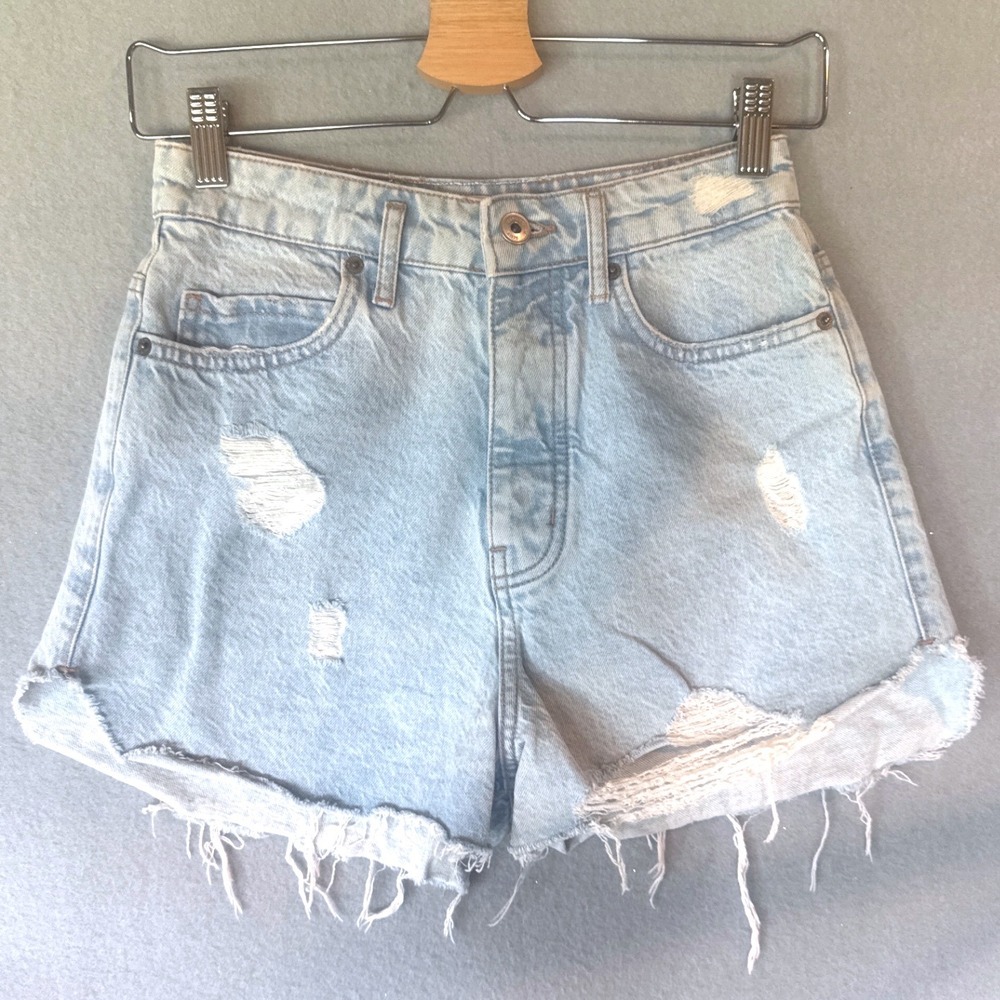Zara Womens Light Wash Distressed Denim‎ Shorts High Rise Button Fly Size 4